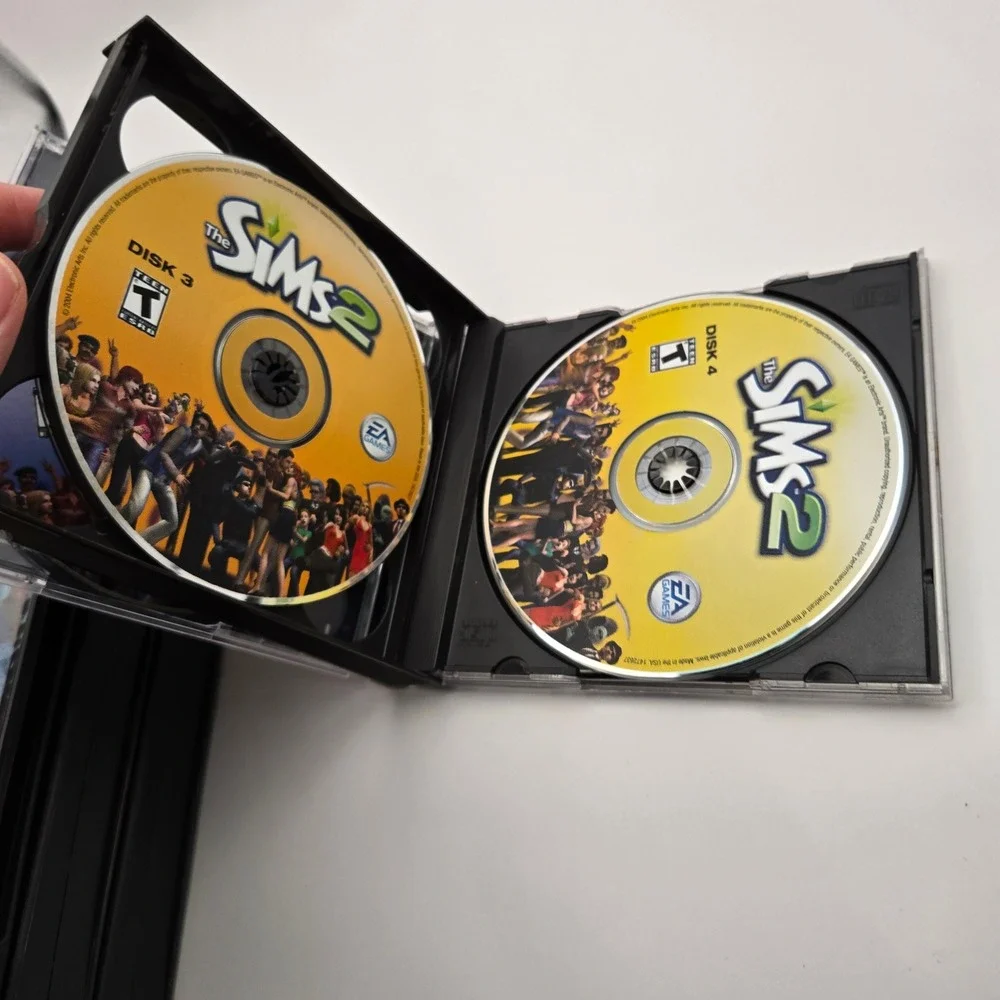 EA Games The Sims 2 PC Game Lot Base + 3 Expansion‎ Packs Apartment Life Seasons
